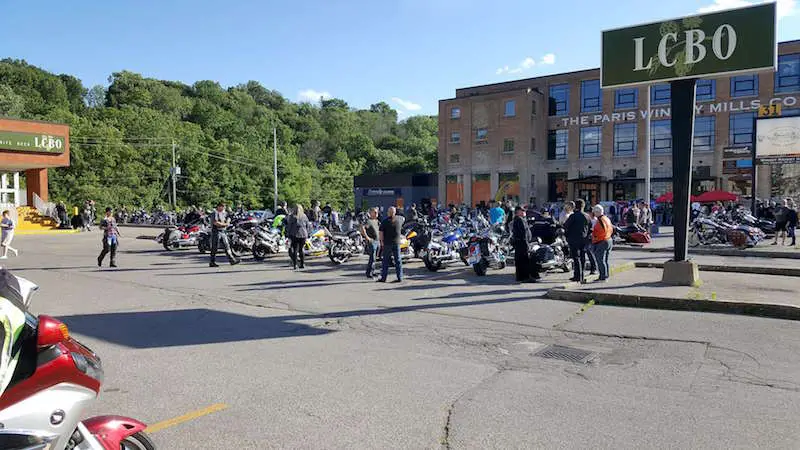 bike night in paris