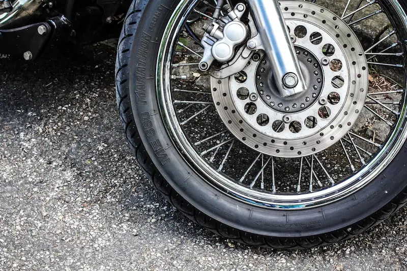 keep motorcycle tire pressure at recommended levels