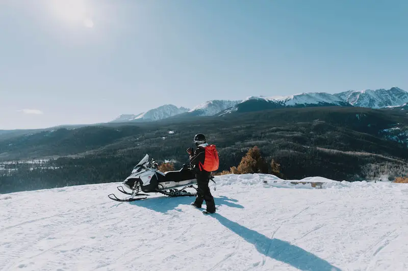 mountain view snowmobile